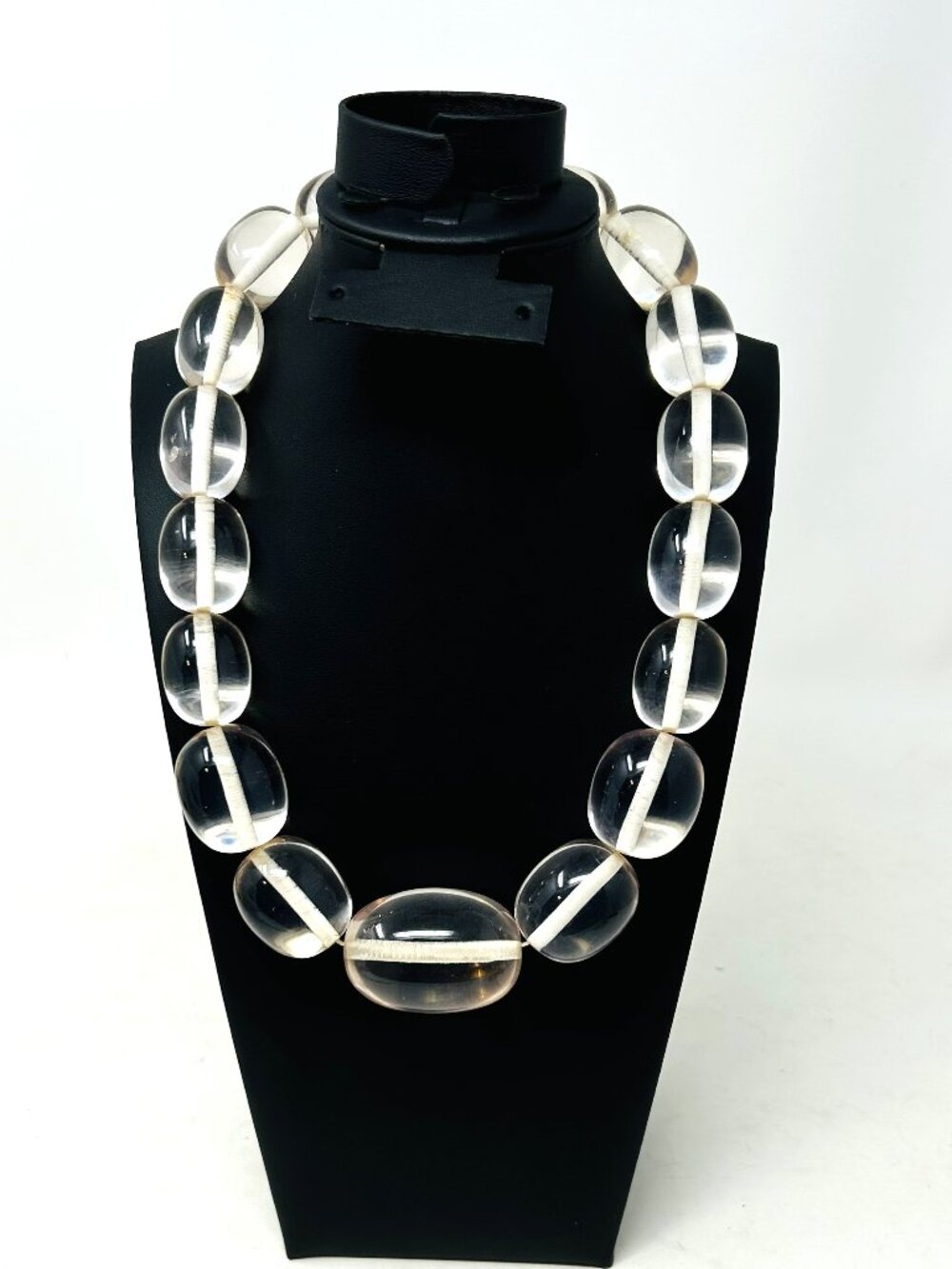 Vintage 1980’s Necklace 21” Clear Lucite Chunky Punk Graduated Bead Ball Retro